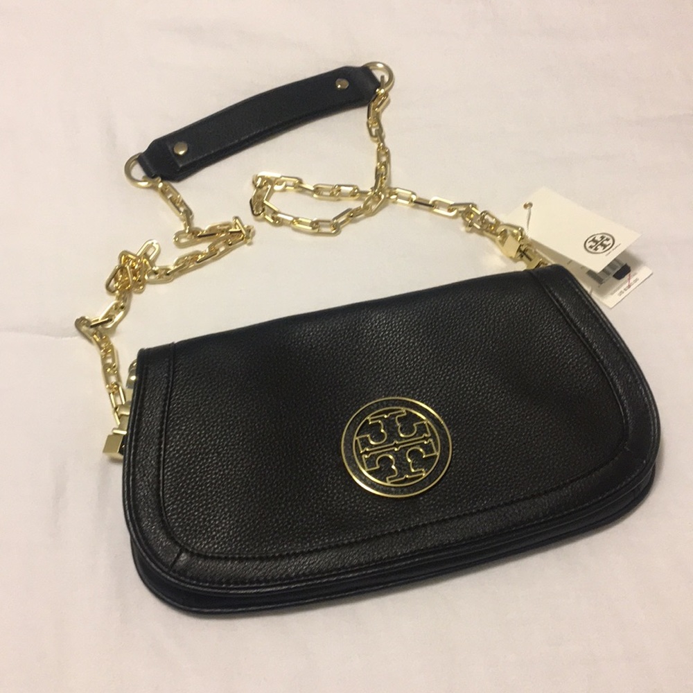 NWT Tory Burch Amanda Logo Clutch